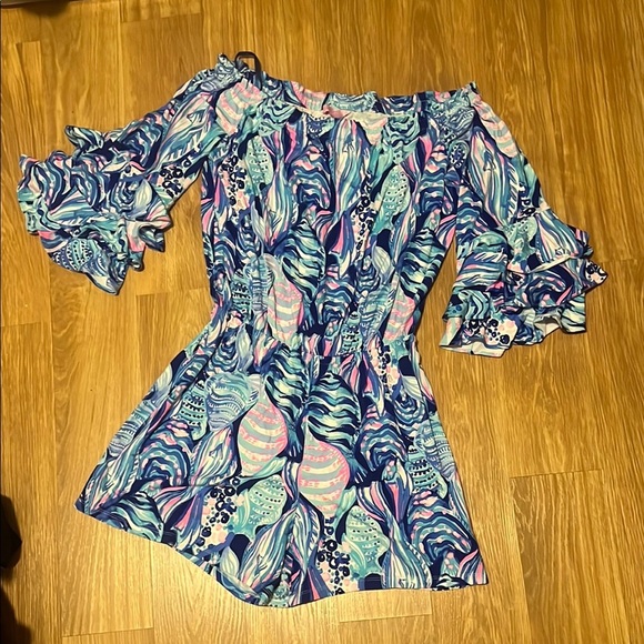 Lilly Pulitzer Blue and Pink on or Off-Shoulder Romper size small - Picture 1 of 4
